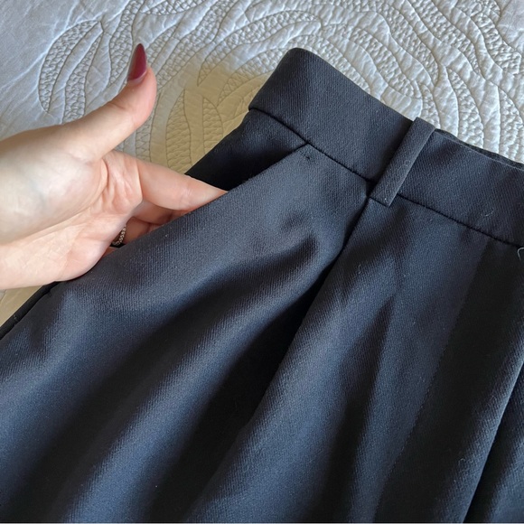 Abercrombie - Curve Love Long Tailored Straight Pant - Black - Picture 4 of 11